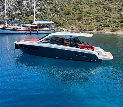 BAVARIA VIDA 33 HARDTOP