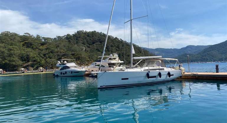 DUFOUR 430 GL