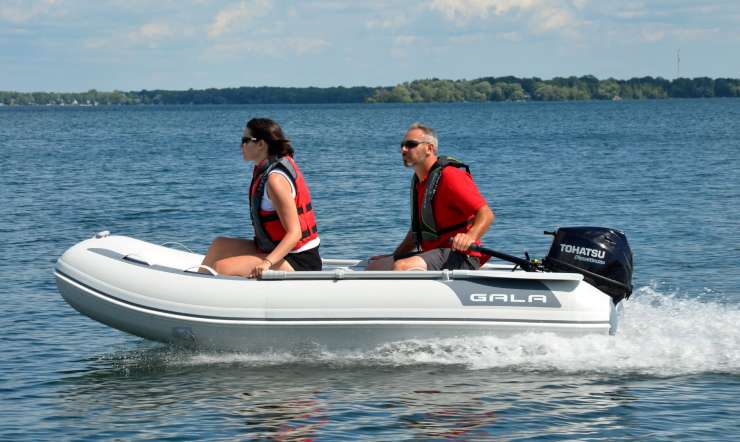 FREESTYLE – F240A • F270A • F300A • F330A