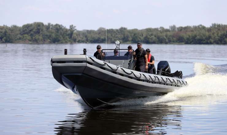 TRIDENT T12