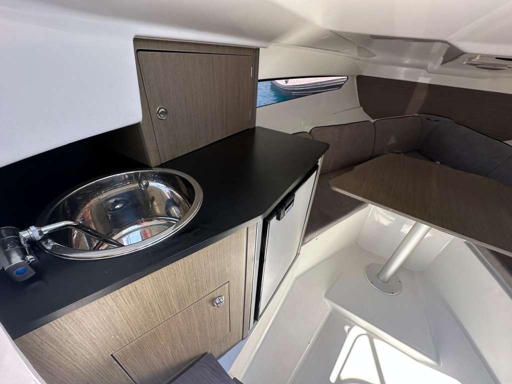 beneteau flyer 8 sundeck kamara