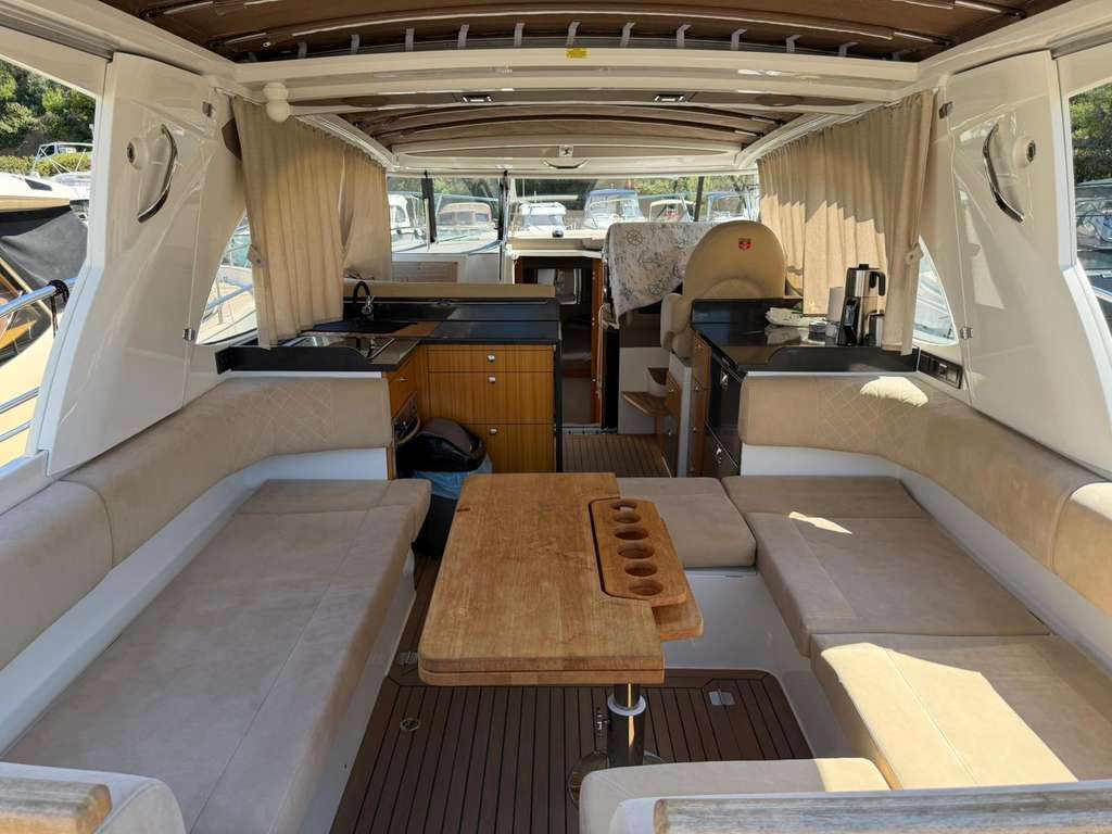Marex 360 dinlenme alanı